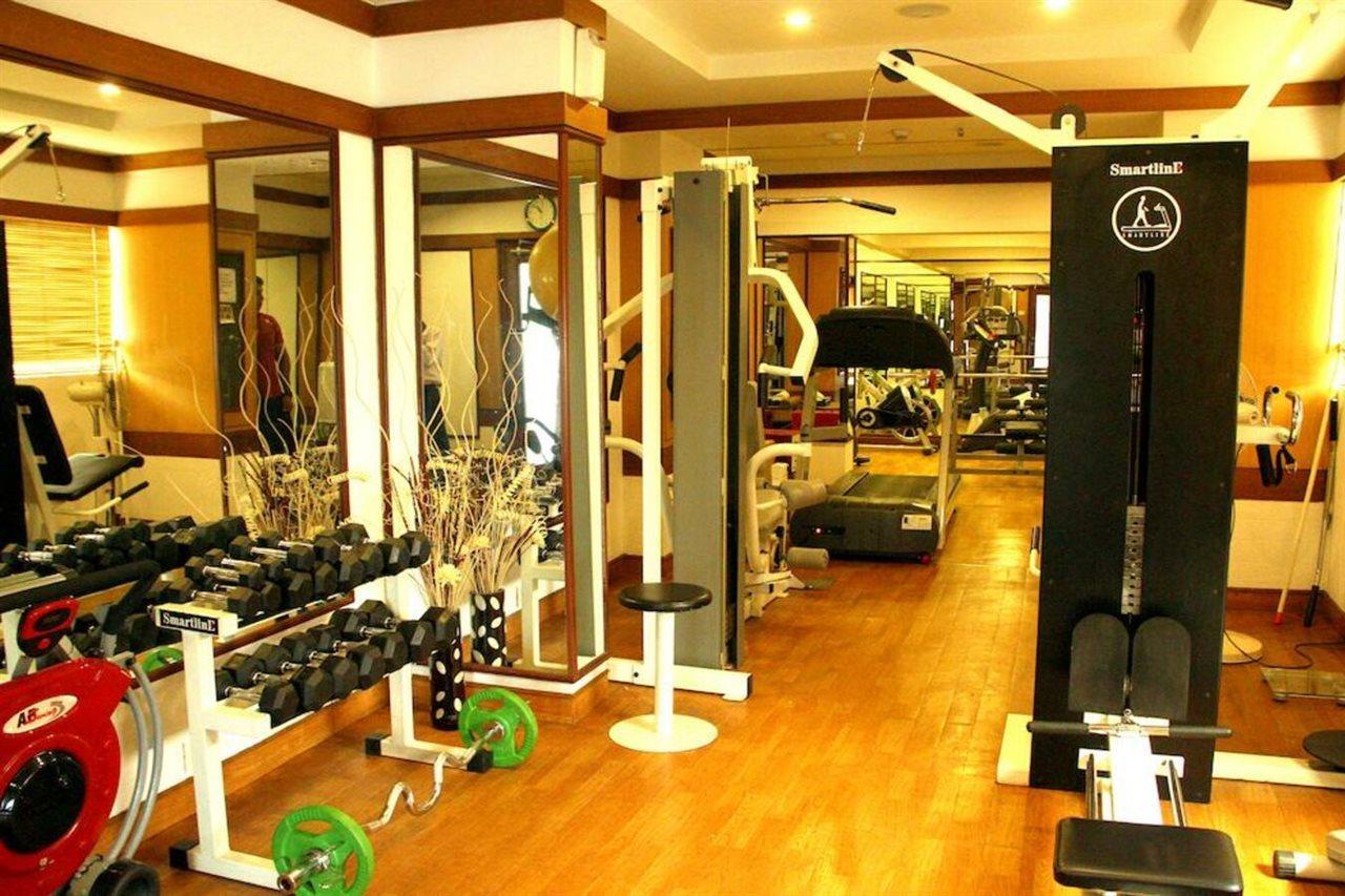 Gokulam Park Otel Kochi Dış mekan fotoğraf