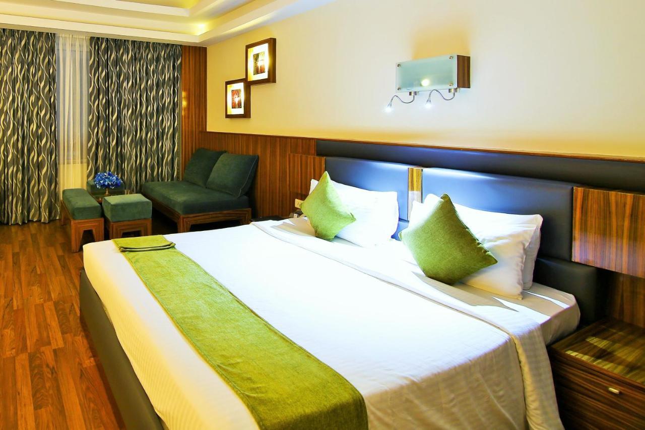 Gokulam Park Otel Kochi Oda fotoğraf