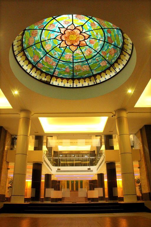 Gokulam Park Otel Kochi Dış mekan fotoğraf