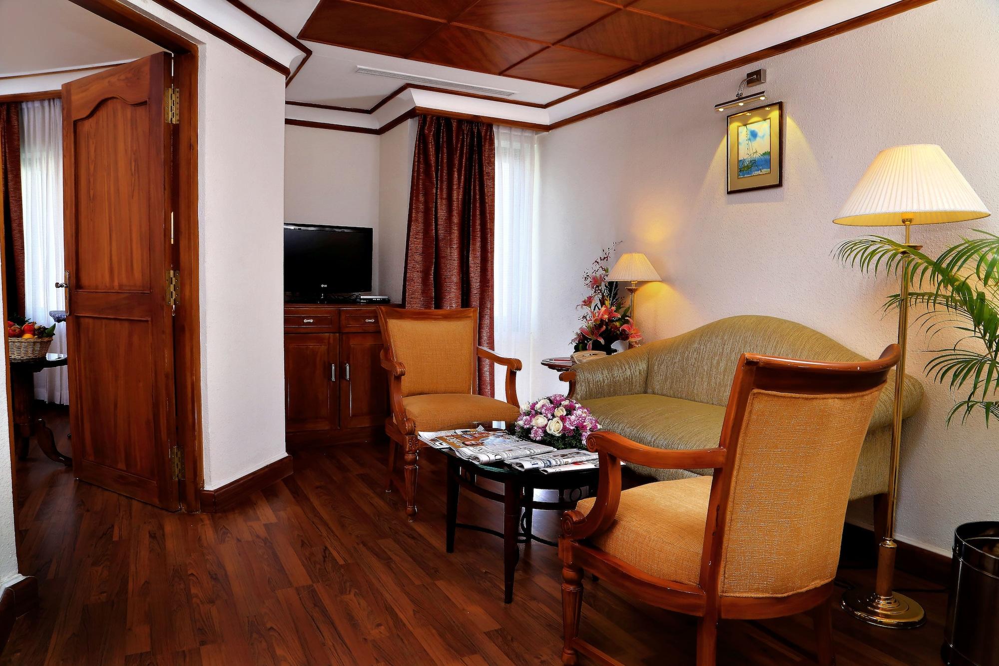 Gokulam Park Otel Kochi Dış mekan fotoğraf